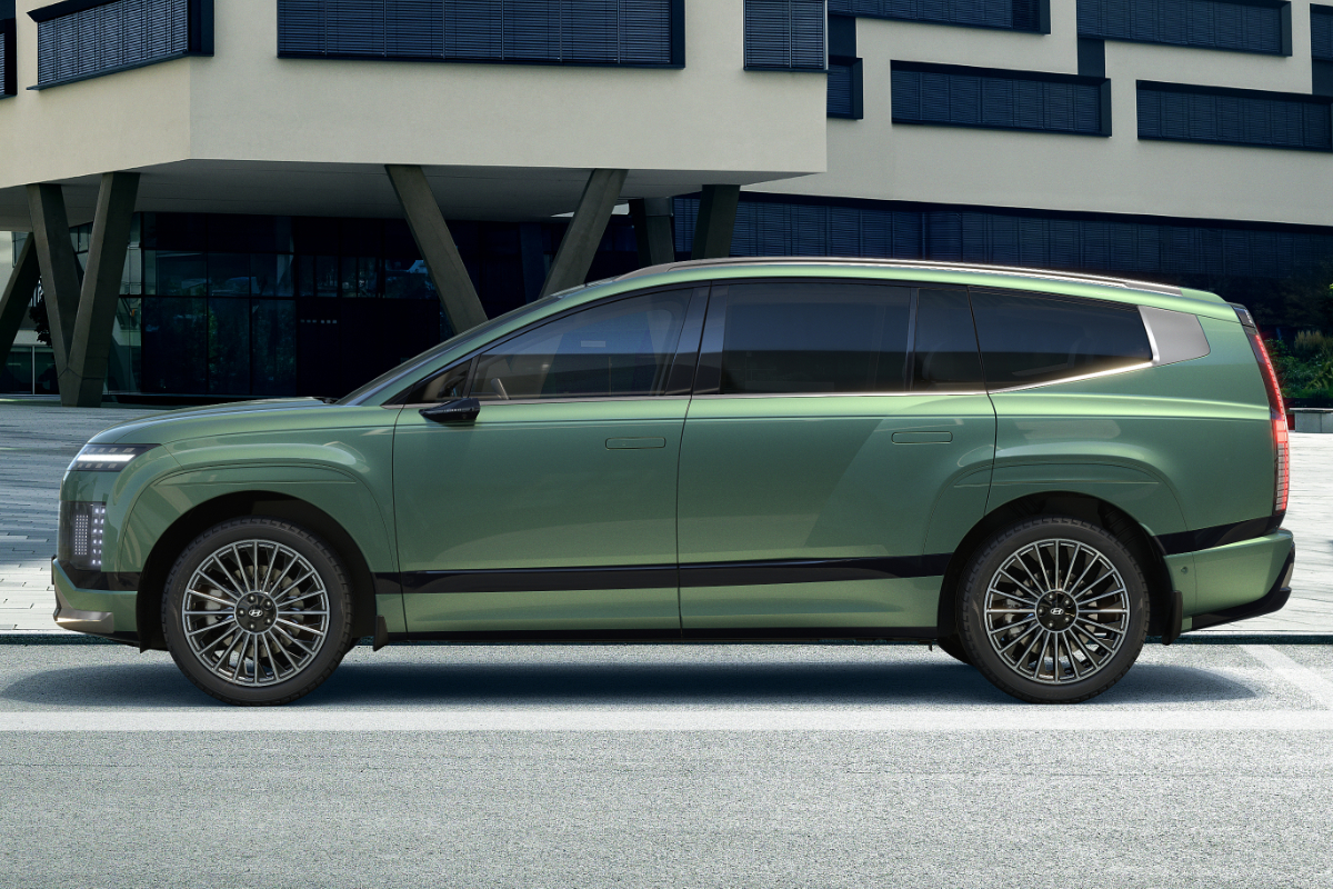 IONIQ 9 Ionosphere Green