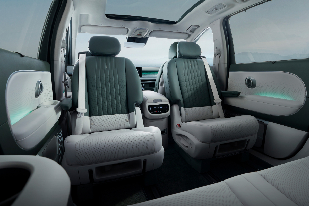 IONIQ 9 Drehbaren Sitzen