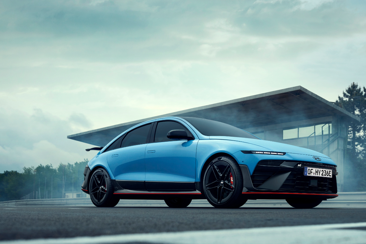 Hyundai IONIQ 6 N in Performance Blue