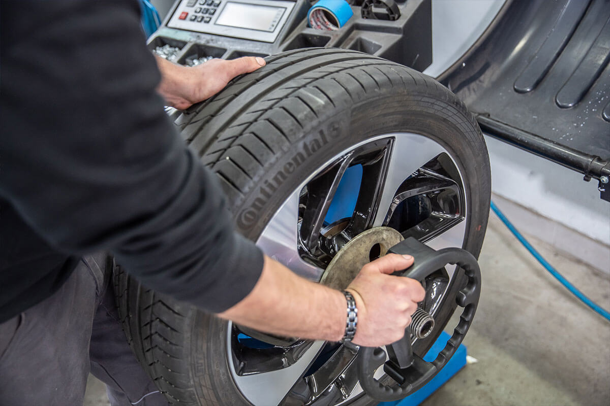 KFZ – Mechatroniker/in (m/w/d)