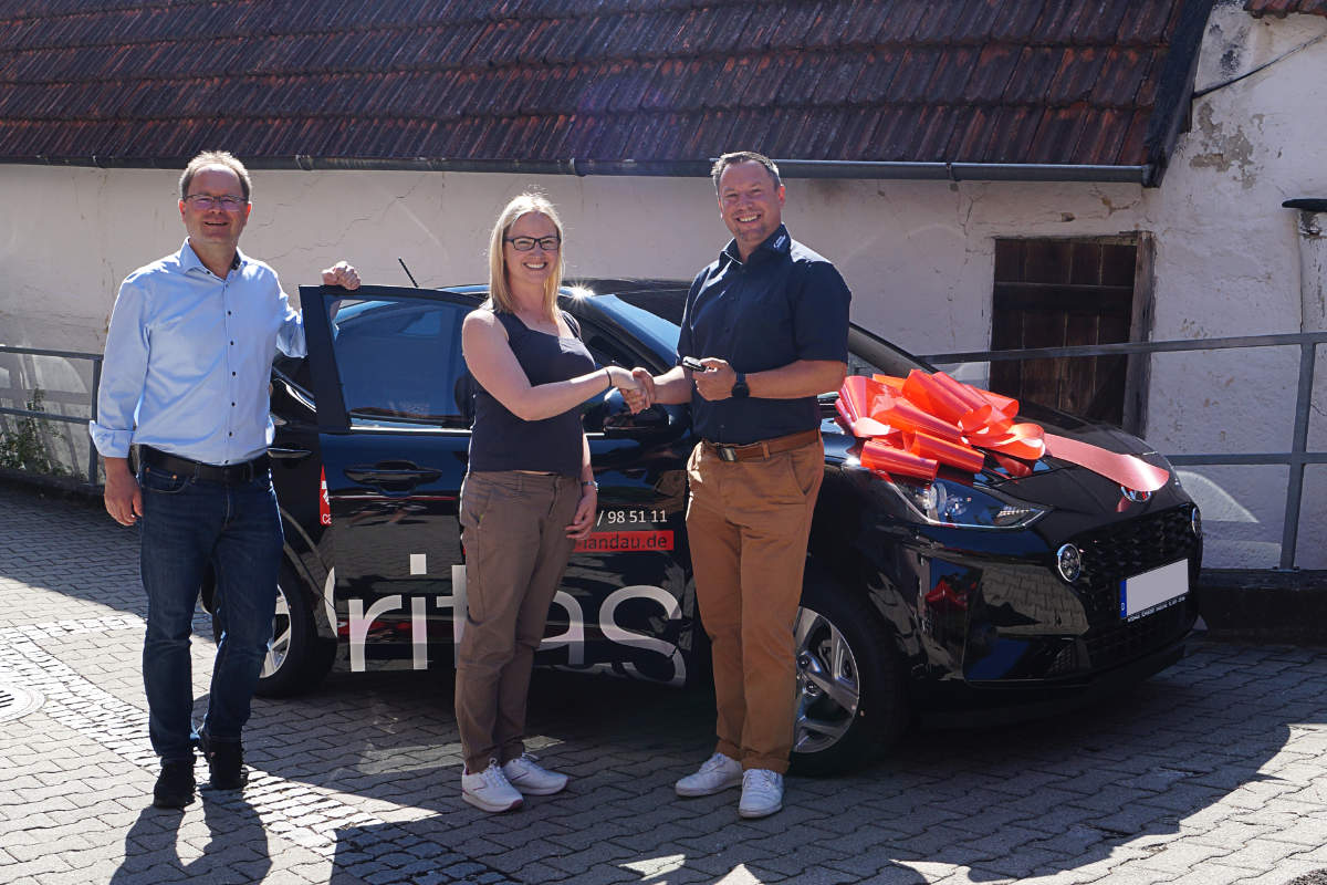 Caritas Landau - 2 neue Hyundai i10