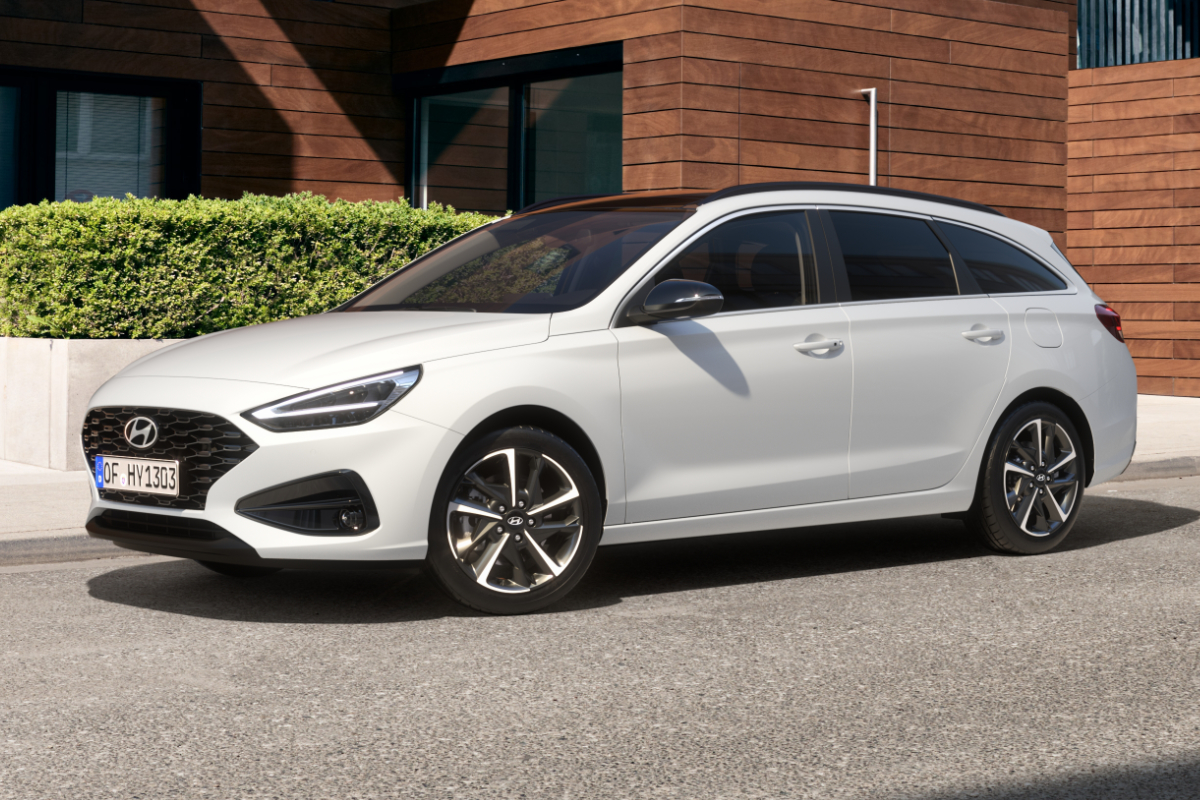 weiße Hyundai von der Seite