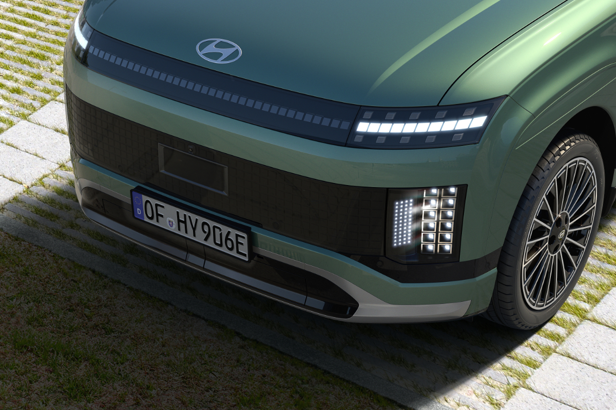 IONIQ 9 FRONT